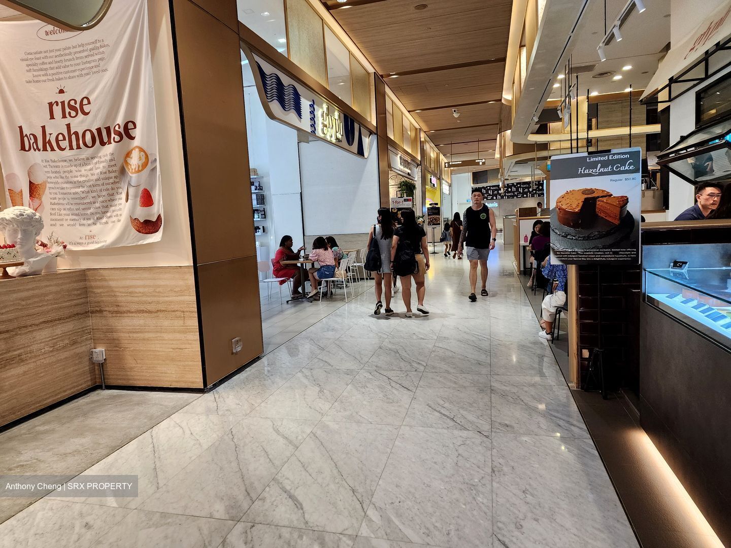 111 Somerset (D9), Retail #488103541